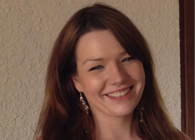 Negen jaar geleden verloren Yolanda en Martin van Ardenne hun dochter Whitney aan borstkanker. Ze werd slechts 26 jaar oud. “‘Whit’, zei ik, ‘ik doe net of je op reis bent. Want als ik denk aan wat er echt gaat gebeuren – daar zou ik niet mee kunnen leven.’”.