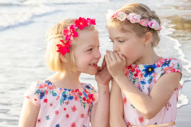 Hoogzwanger en je zesjarige dochter verliezen terwijl je als zendingswerker in Albanië woont - het overkomt Gerdine Blom. Over de paniek, het plotselinge afscheid en haar houvast in het geloof schreef ze het boek ‘Als de hemel openscheurt’.