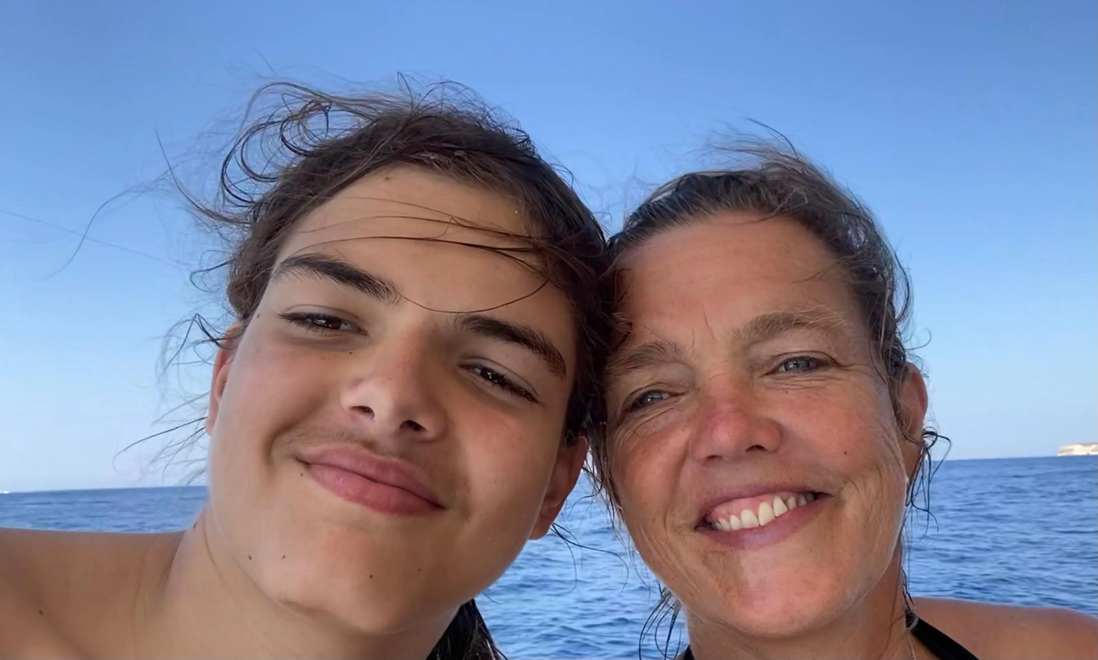 Roef (16) blijft hoop houden, zelfs als de kans op genezing steeds kleiner wordt