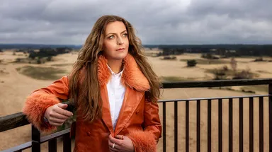 'Ik neem je mee', een troostend lied van Irma Dee