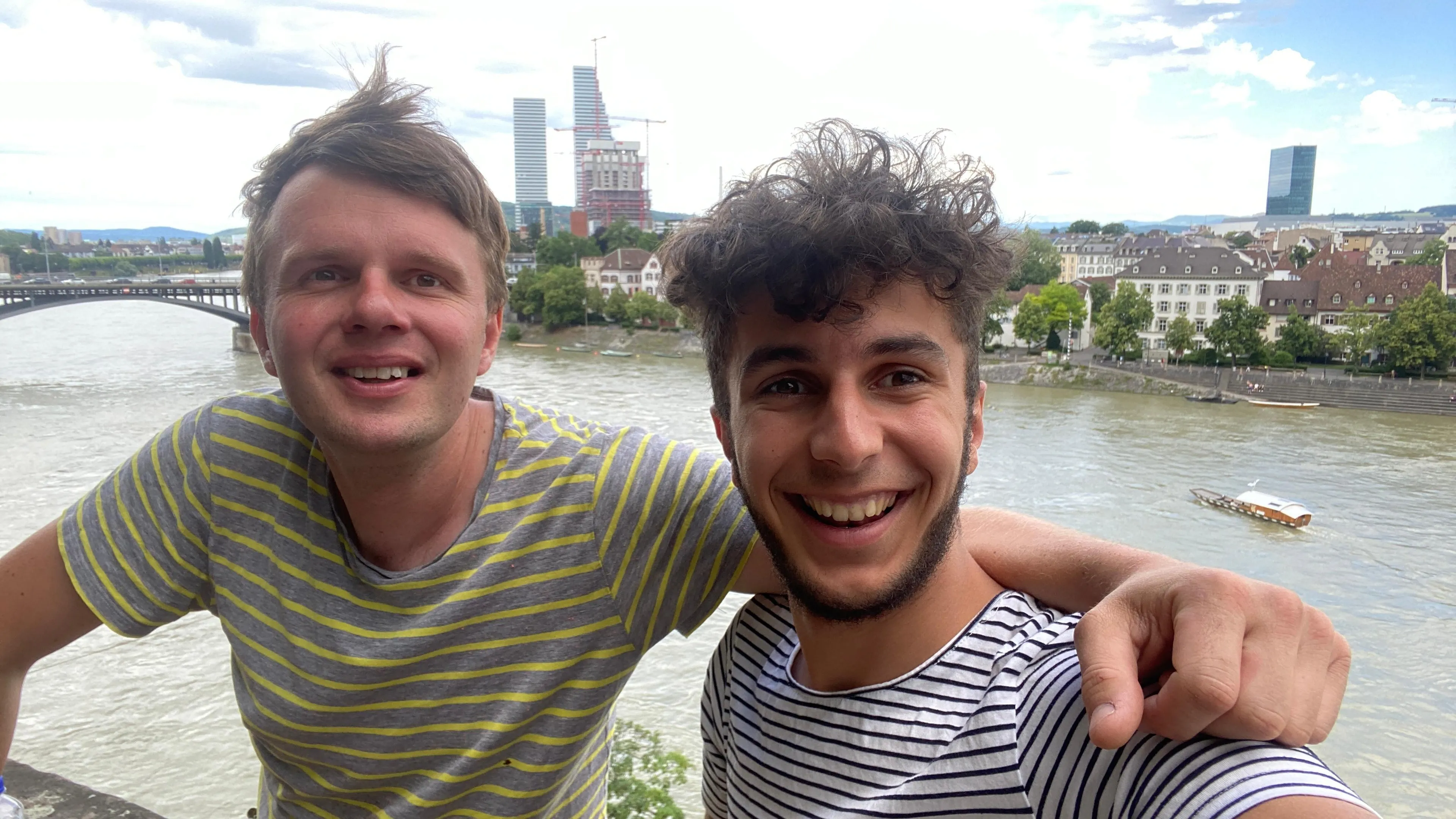 Samuel zwemt uit zicht en verdwijnt: ‘Ik riep nog dat hij terug moest komen’