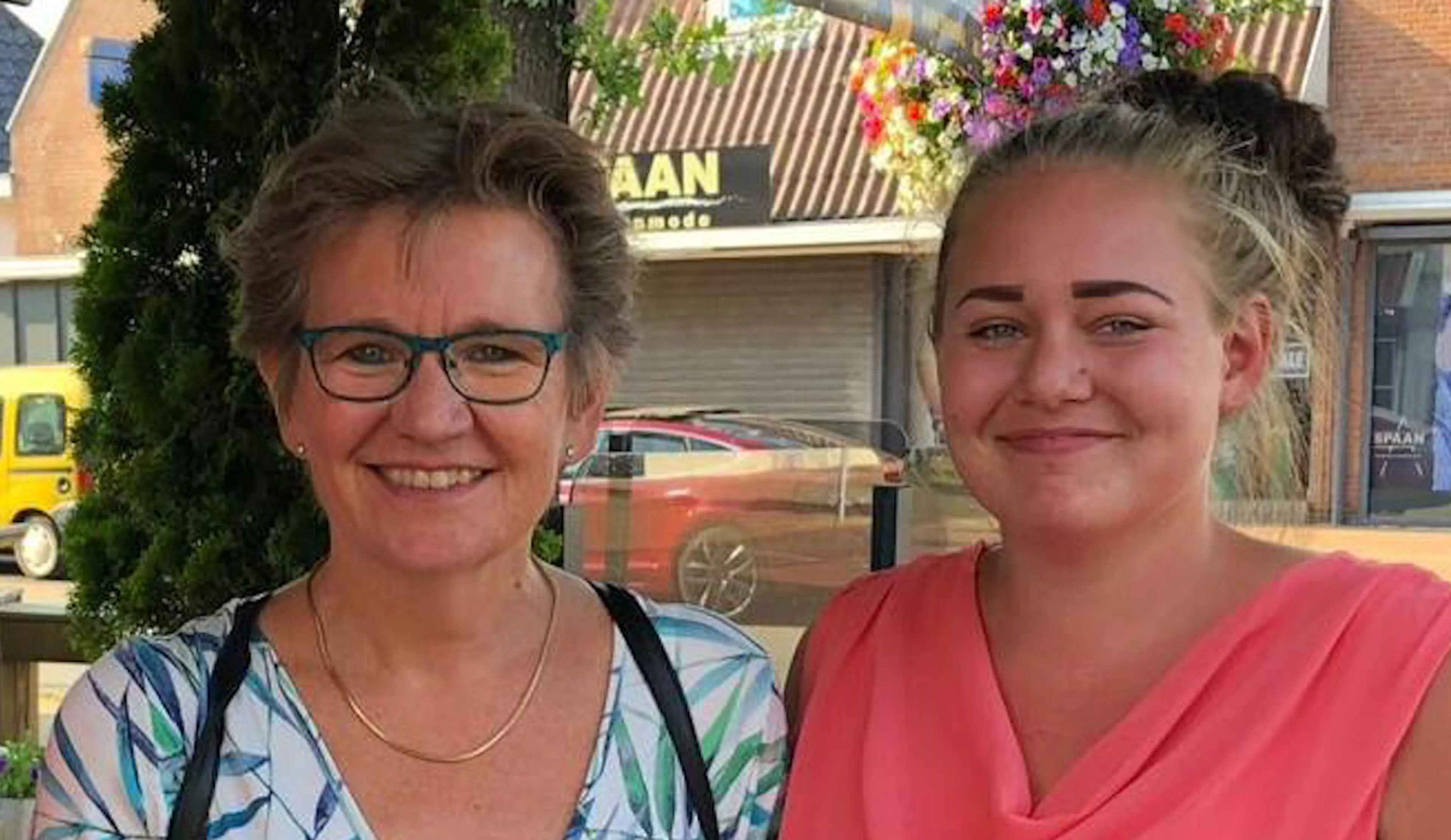 Op 30-jarige leeftijd heeft de ambitieuze Sandra eindelijk het grote restaurant waar ze van droomde. Maar dan wordt ze vermoord. "Haar partner nam haar het leven af en beschadigde dat van mijn kleinzoon. Hij krijgt mij niet ook nog klein", vertelt haar moeder Marian.