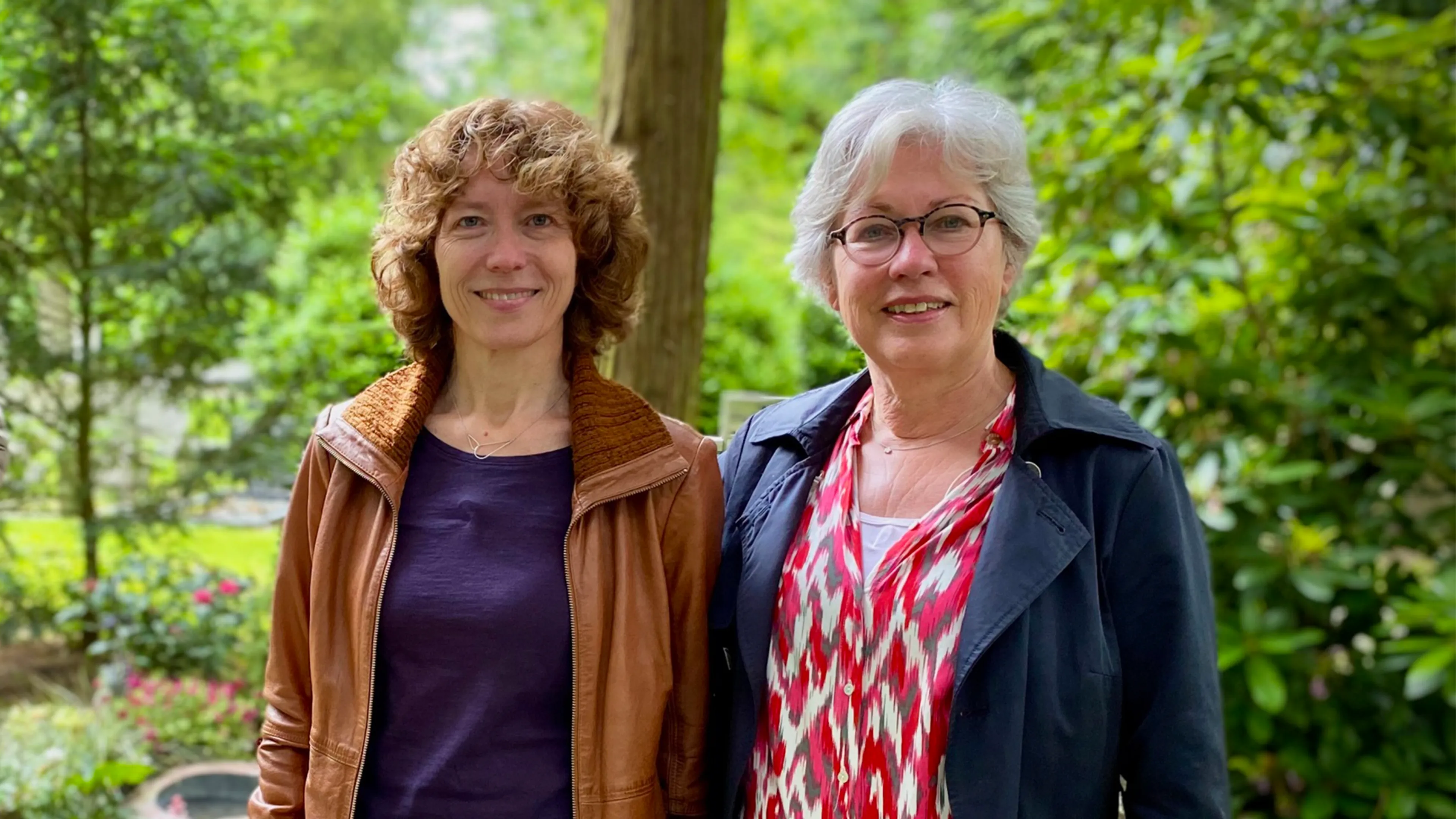 Yvonne en Marianne raken bevriend op de begraafplaats: ‘Ze begreep mijn worstelingen die andere vriendinnen niet snapten’