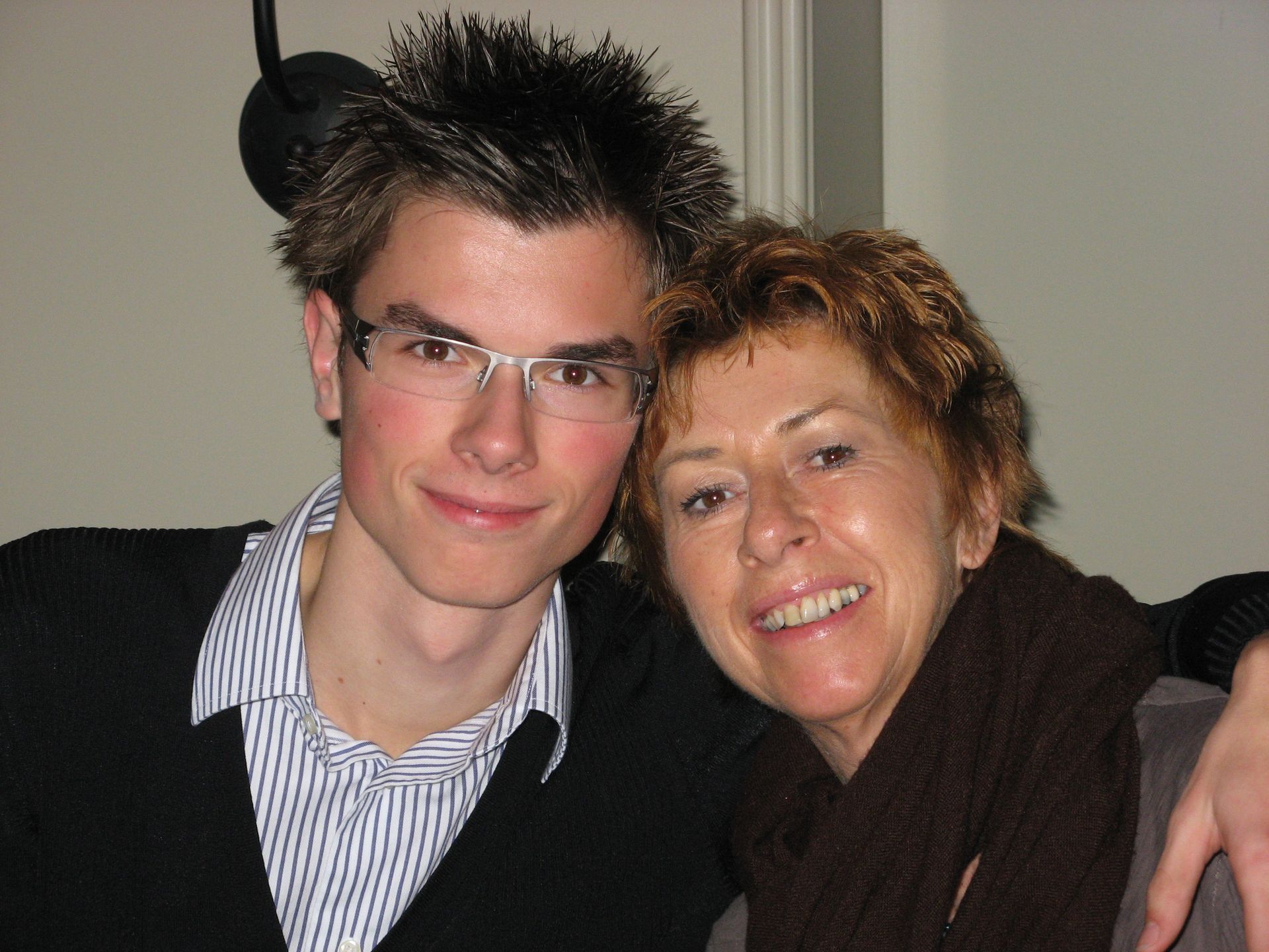 Bas en z'n moeder in 2009.
