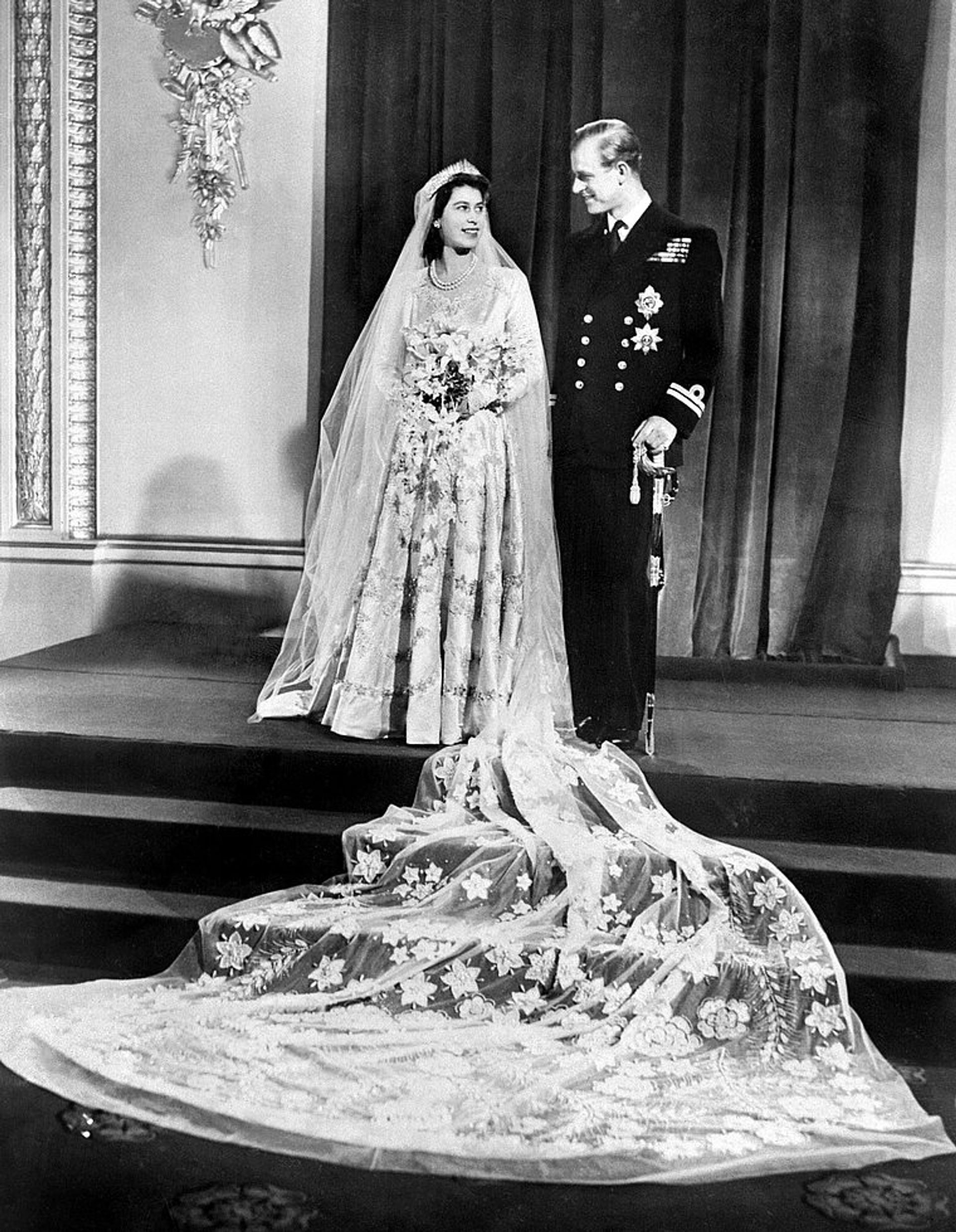 Elizabeth en Philip op hun huwelijksdag, 1947, Foto: ANP.