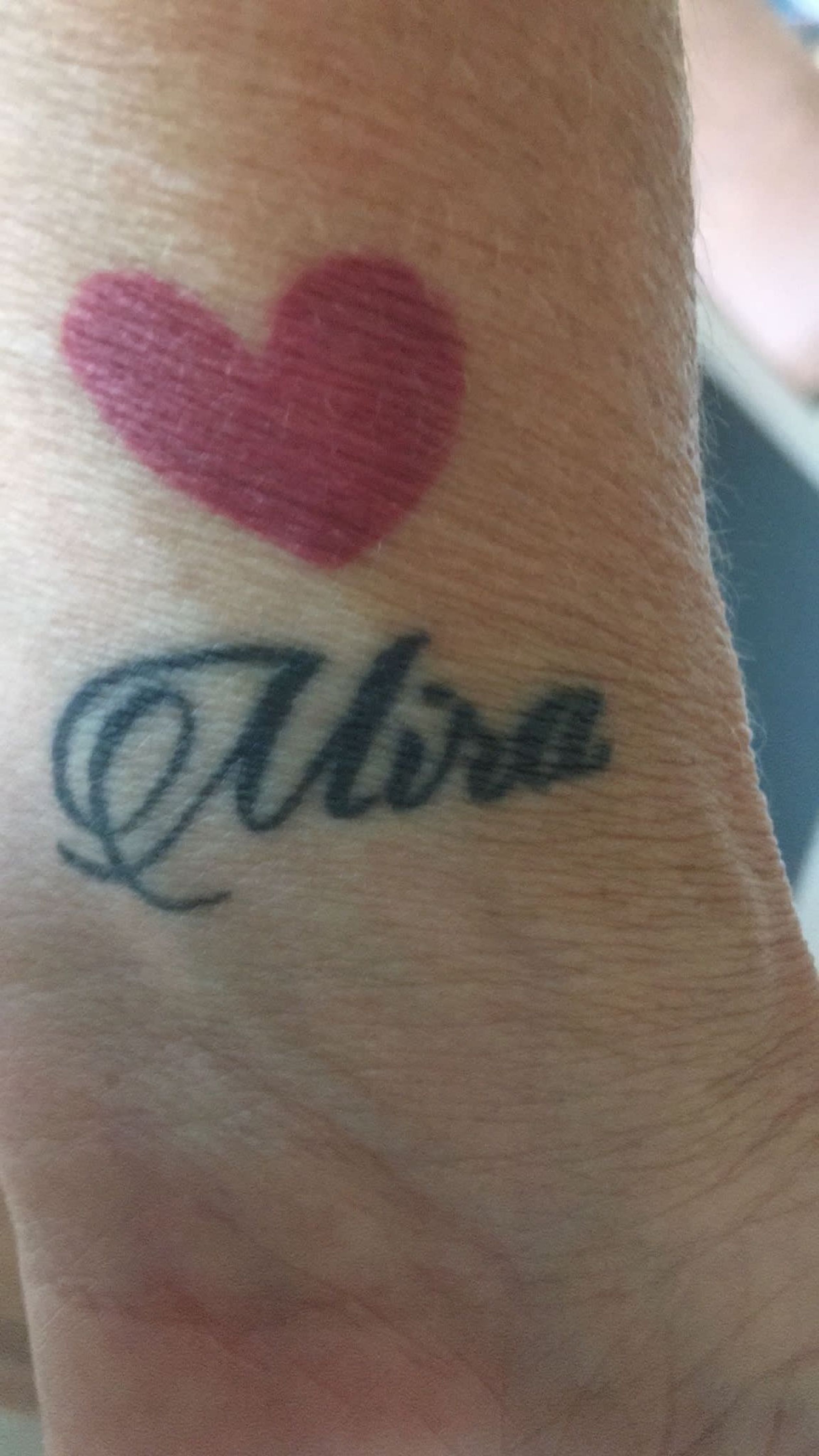 Sandra's tattoo nadat haar dochter overleed