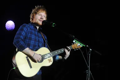 Ed Sheeran’s ‘Visiting Hours’ gaat over overleden vriend | Song
