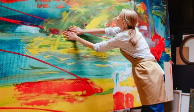 Rouwvragen aan Manu Keirse | 'Hoe kan ik mijn rouw op een creatieve manier verwerken?'