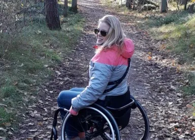 Blog Nienke | 'Die urn hè... Zit daar wel een raampje in?'