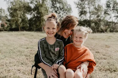 Liesbeth: ‘Om drie uur ‘s nachts beviel ik van een levend en een overleden kindje’