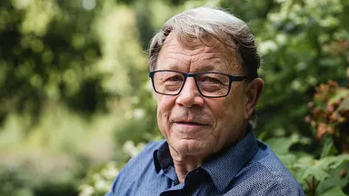 Rouwvragen aan Manu Keirse | 'Waarom komen zware emoties ineens terug na een gezond rouwproces?'