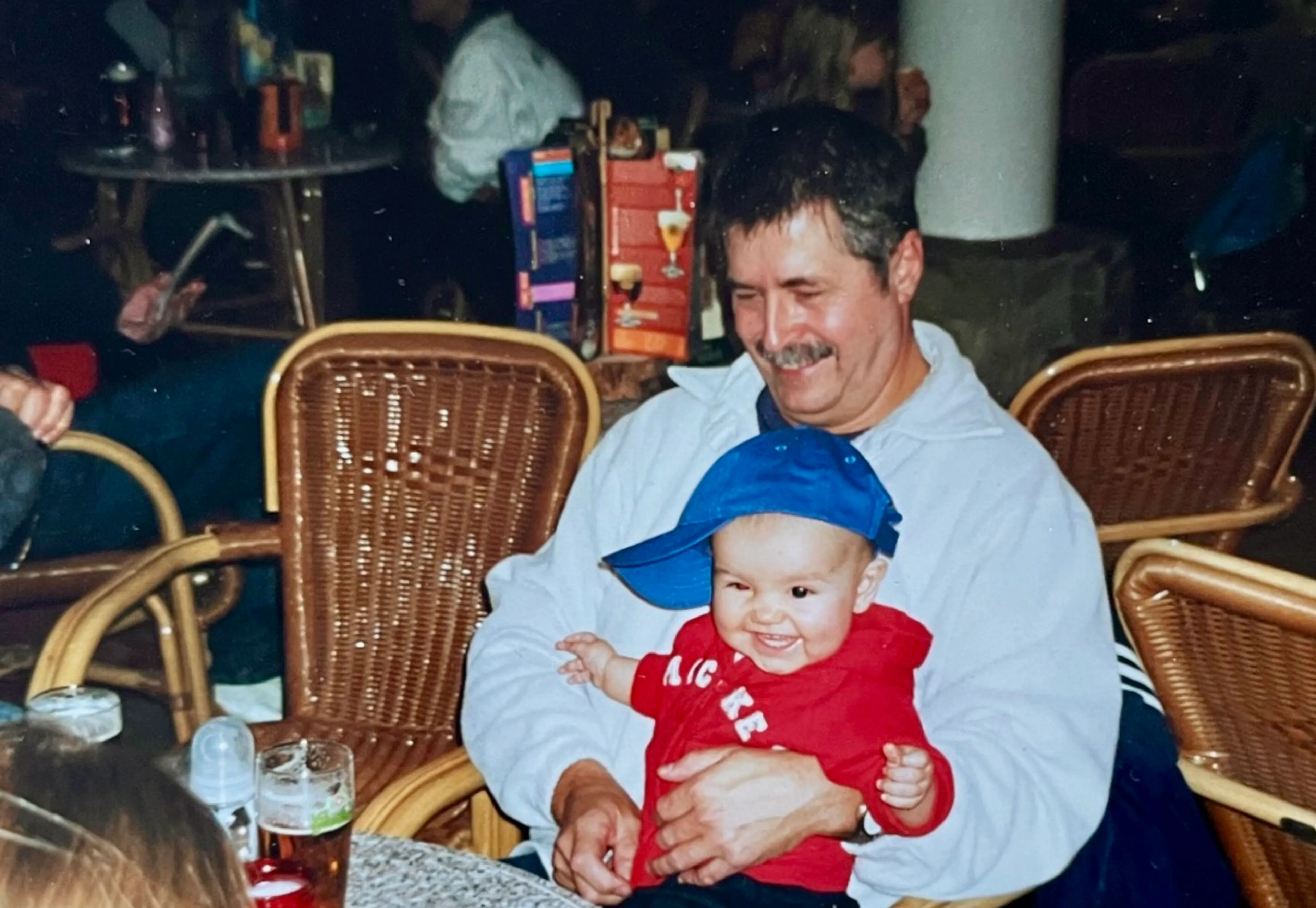 Dominique over rouw en autisme: ‘Ik ben niet vaak verdrietig, maar ik mis hem wel’