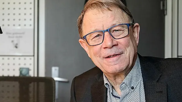 'Ik mis je'- volgers stellen persoonlijke rouwvragen aan Manu Keirse. Sasha voelt zich schuldig dat ze na haar mans overlijden een nieuwe man ontmoet.